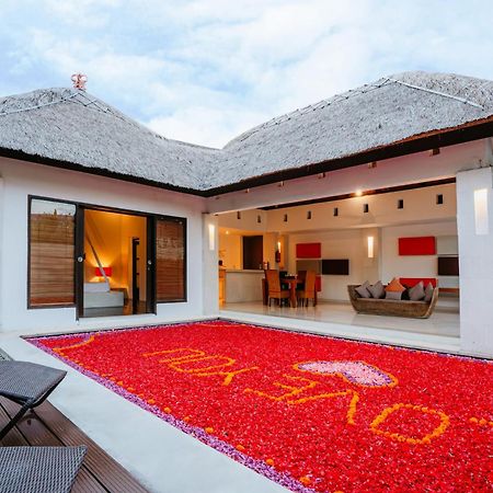 Bvilla Spa Seminyak Buitenkant foto