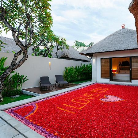 Bvilla Spa Seminyak Buitenkant foto