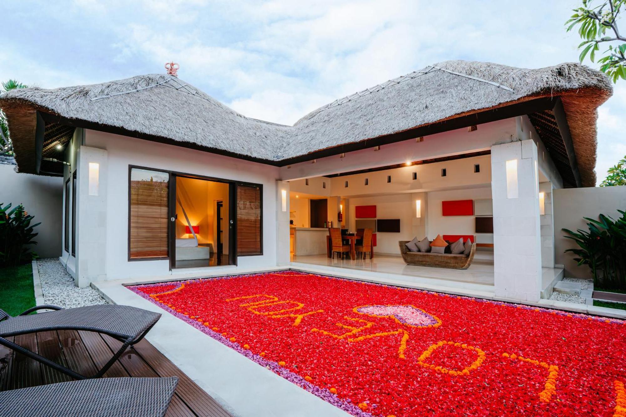 Bvilla Spa Seminyak Buitenkant foto